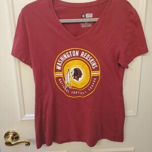 Women's Medium NFL Team Apparel Redskins V neck t-shirt